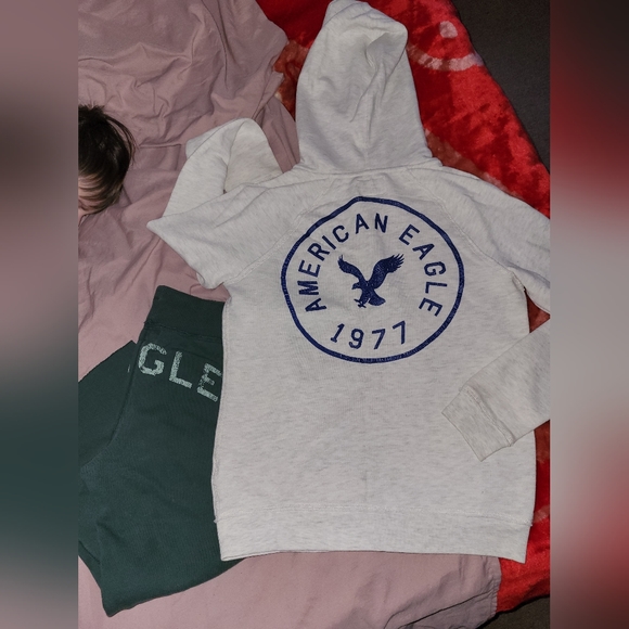 American eagle bundle, women's size medium. - Picture 11 of 14